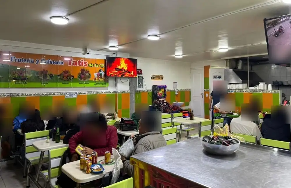 Cafetería y frutería en venta en Bogotá — foto 1