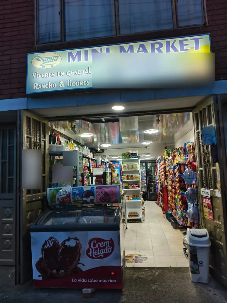 Minimercado en venta en Bogotá — foto 1